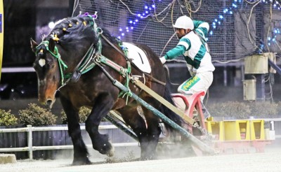 村上章騎手　通算1,000勝達成！